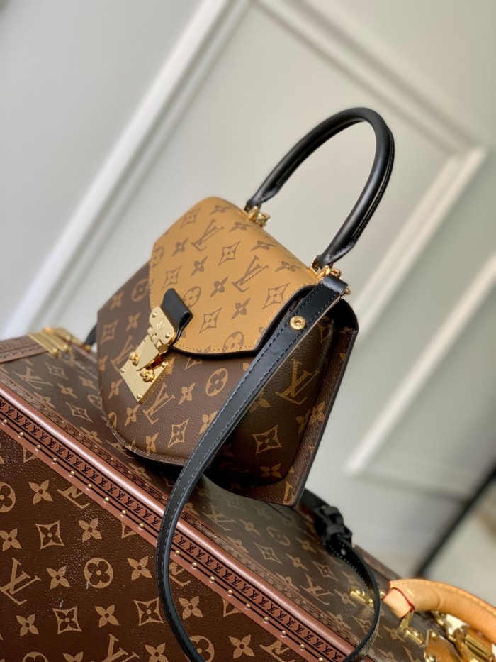 Handbag Louis Vuitton M46548 size 23.5cmx 16.5cmx 5cm