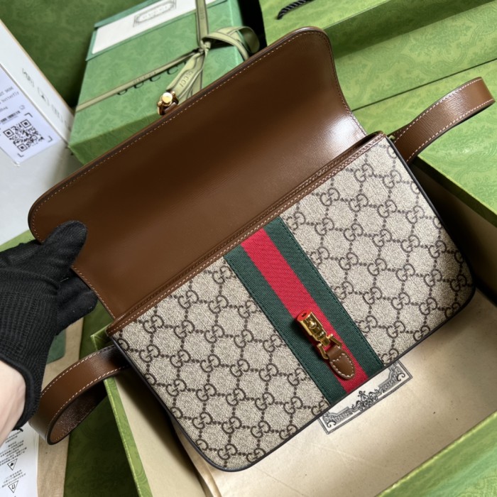 Handbag Gucci 699930 size 23*16*3 cm