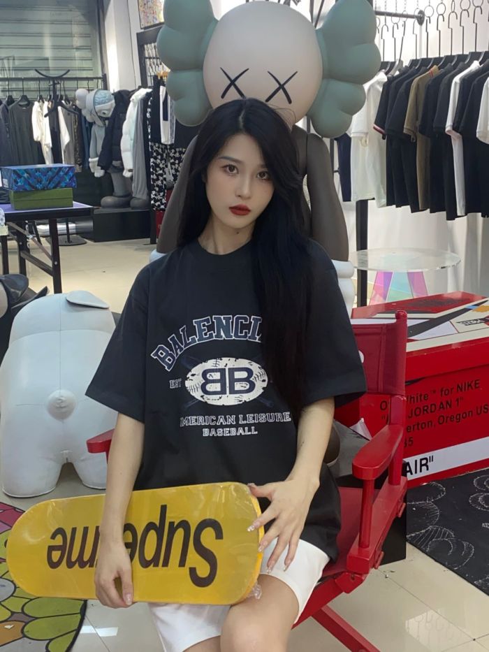 Clothes Balenciaga 25