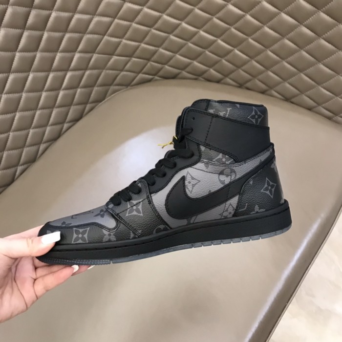 Louis Vuitton & Nike sneaker 14