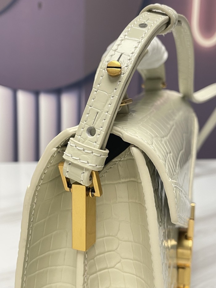 Handbags SAINT LAURENT 602716 size 20x16x7.5 cm