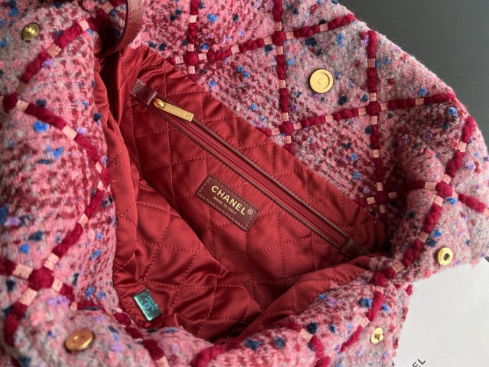 Handbag Chanel 3261 size 39cmx42cmx8 cm