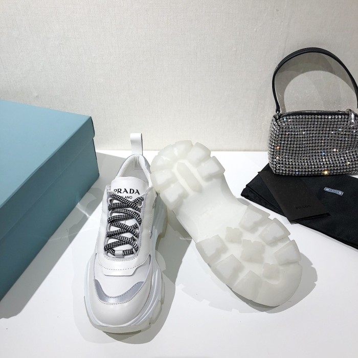 Prada Low Top sneaker 60