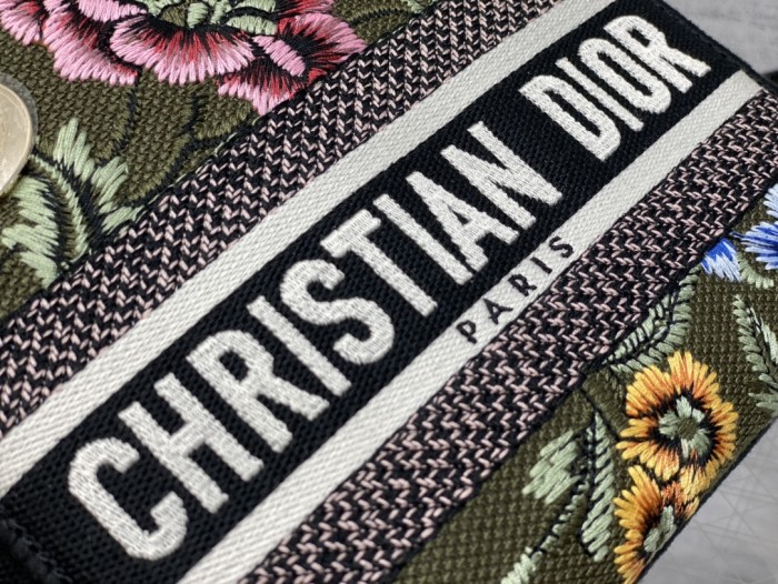 Handbag Dior size 17*7*15 cm