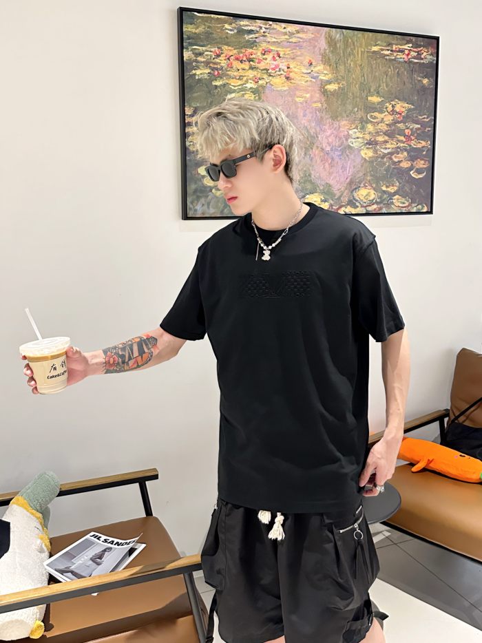 Clothes Louis Vuitton 420