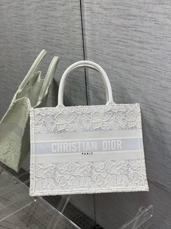 Handbag Dior size 36*18*28 cm