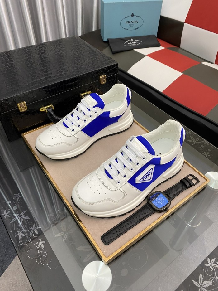 Prada Low Top sneaker 7
