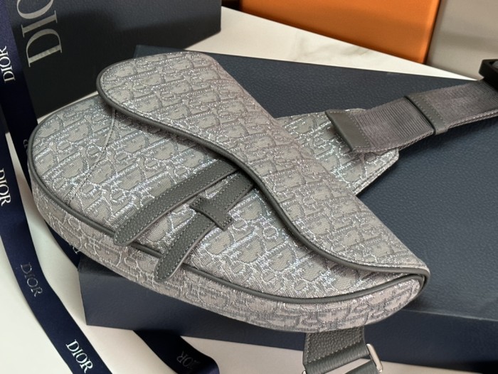 Handbag Dior 93305 size 26 x 19 x 4.5 cm