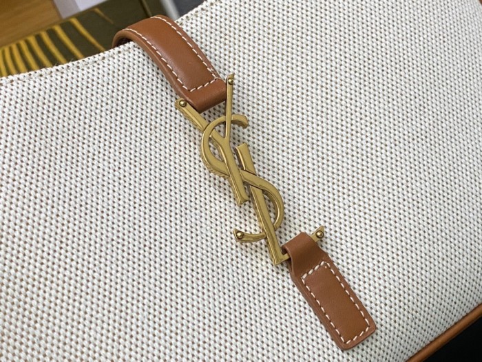 Handbags SAINT LAURENT 657228 size 24.5x16x6 cm