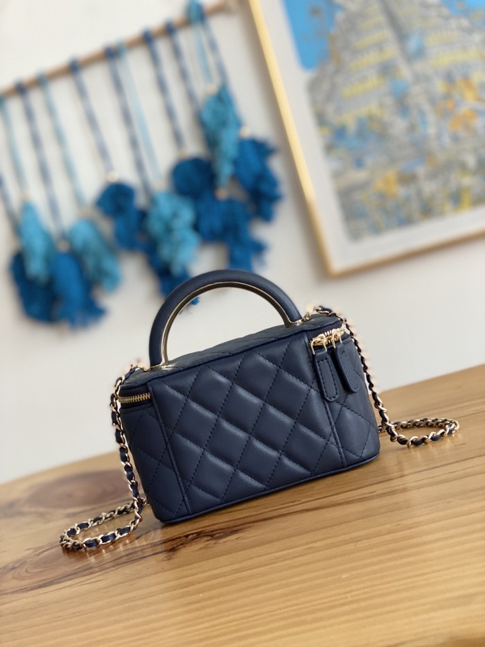 Handbag Chanel 81208 size 9.5 17 8 cm