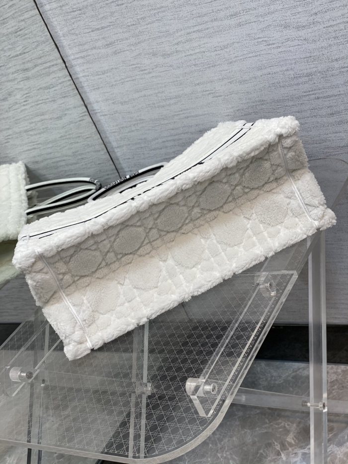 Handbag Dior size 42*35*18 cm