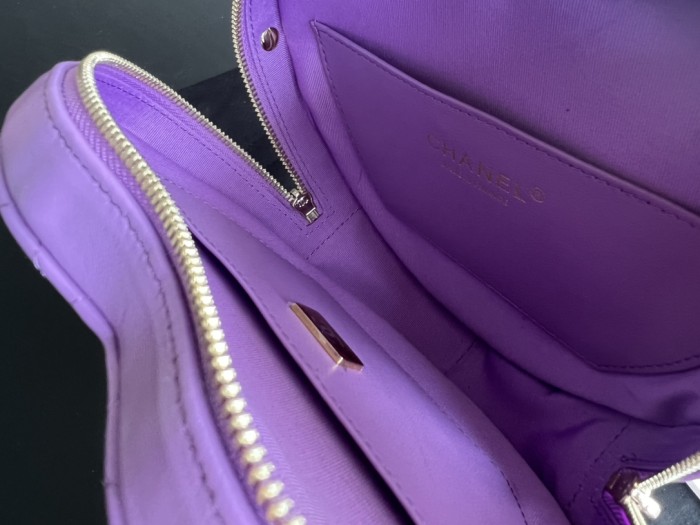 Handbag Chanel size 18cmx17cmx5 cm