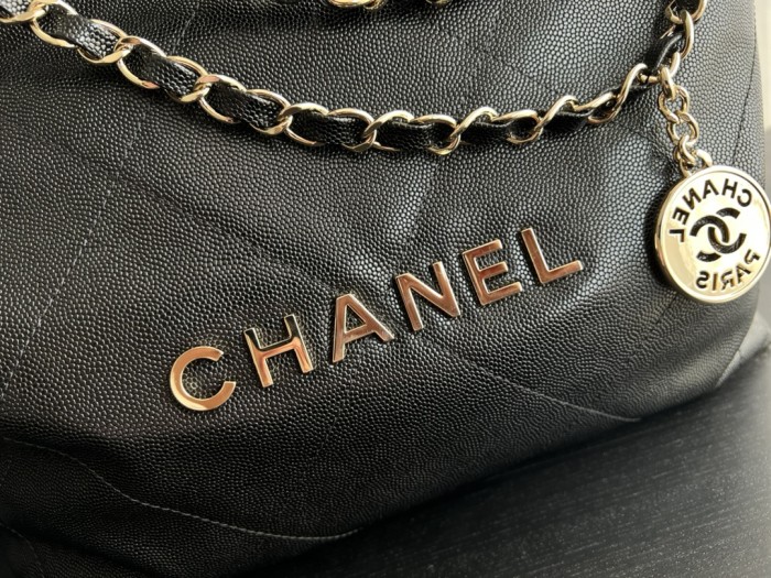 Handbag Chanel size 35cmx37cmx7 cm