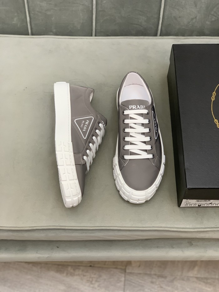 Prada Wheel Cassetta sneaker 9