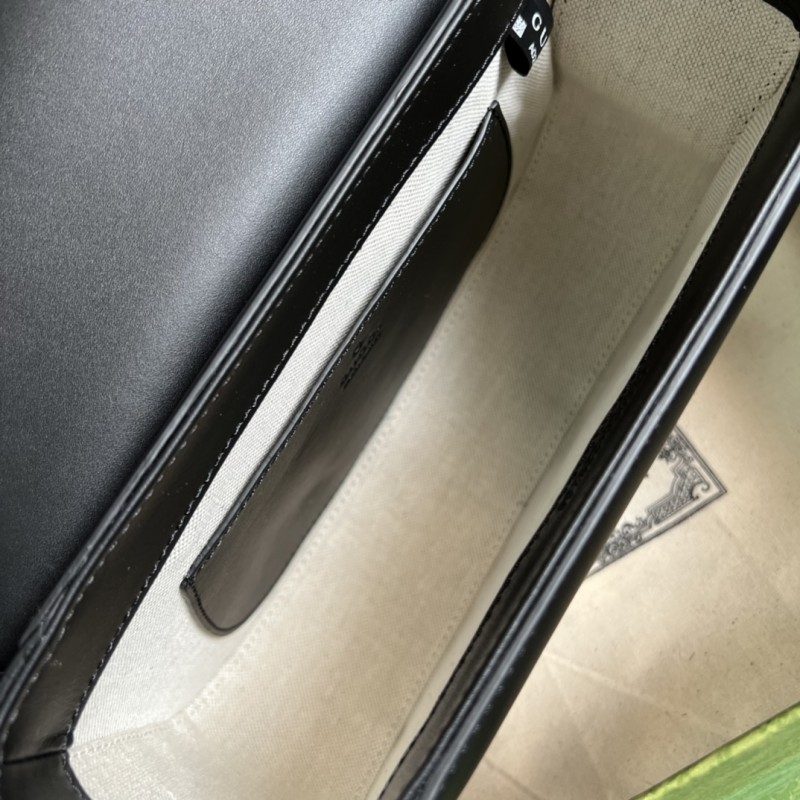 Handbag Gucci 675923 size 25*19*8 cm