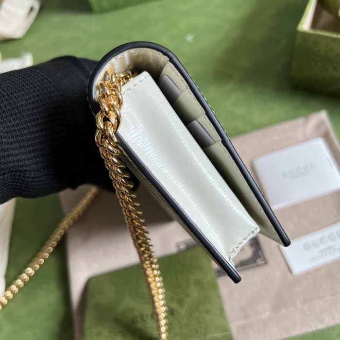 Handbag Gucci 621892 size 19*10*4 cm
