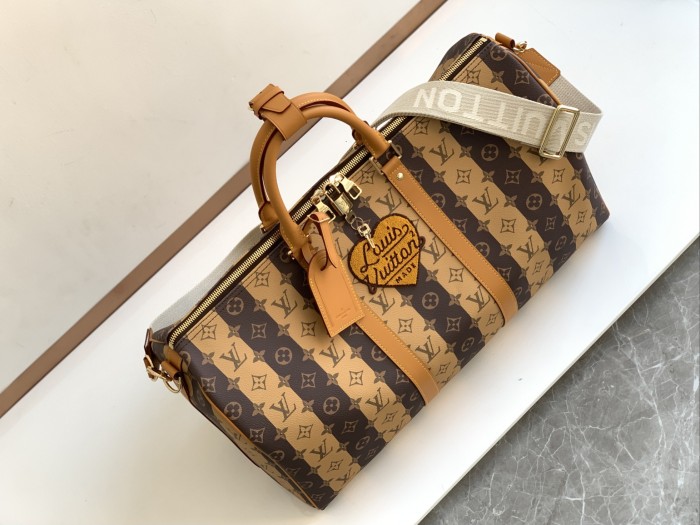 Handbag Louis Vuitton M45967 size 50 x 29 x 23 cm