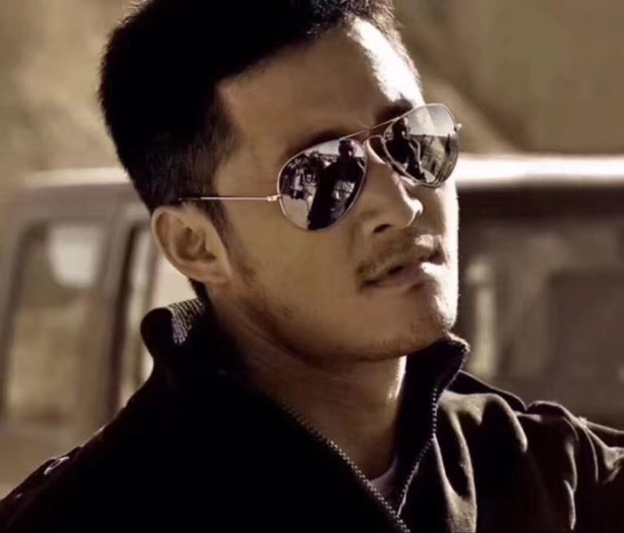 sunglasses Ray-Ban 3026