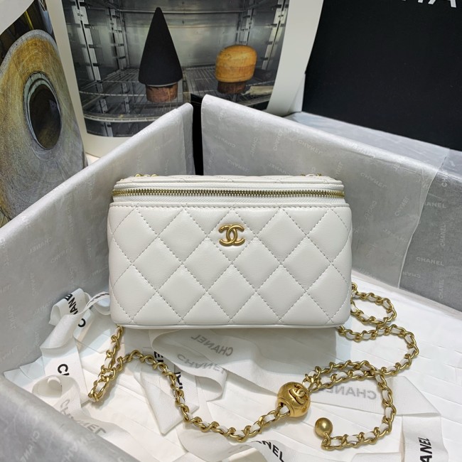 Handbag Chanel 81138 size 16 9.5 8 cm