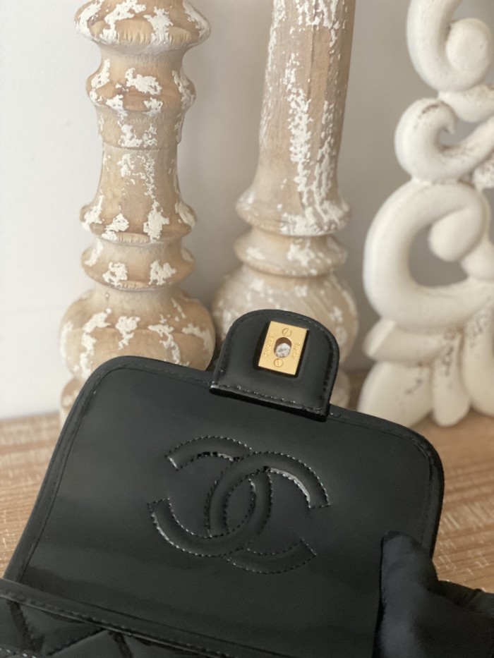 Handbag Chanel AS3652 size 25x21.5x7 cm