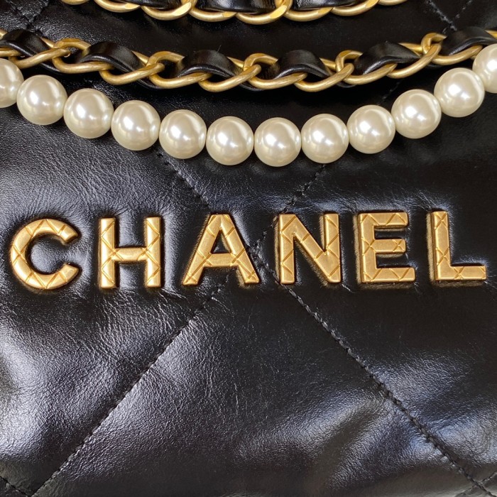 Handbag Chanel AS3263 size 18X20X6.5 cm