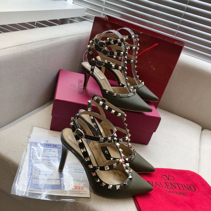 VALENTINO GARAVANI ROMAN STUD WOMEN 9