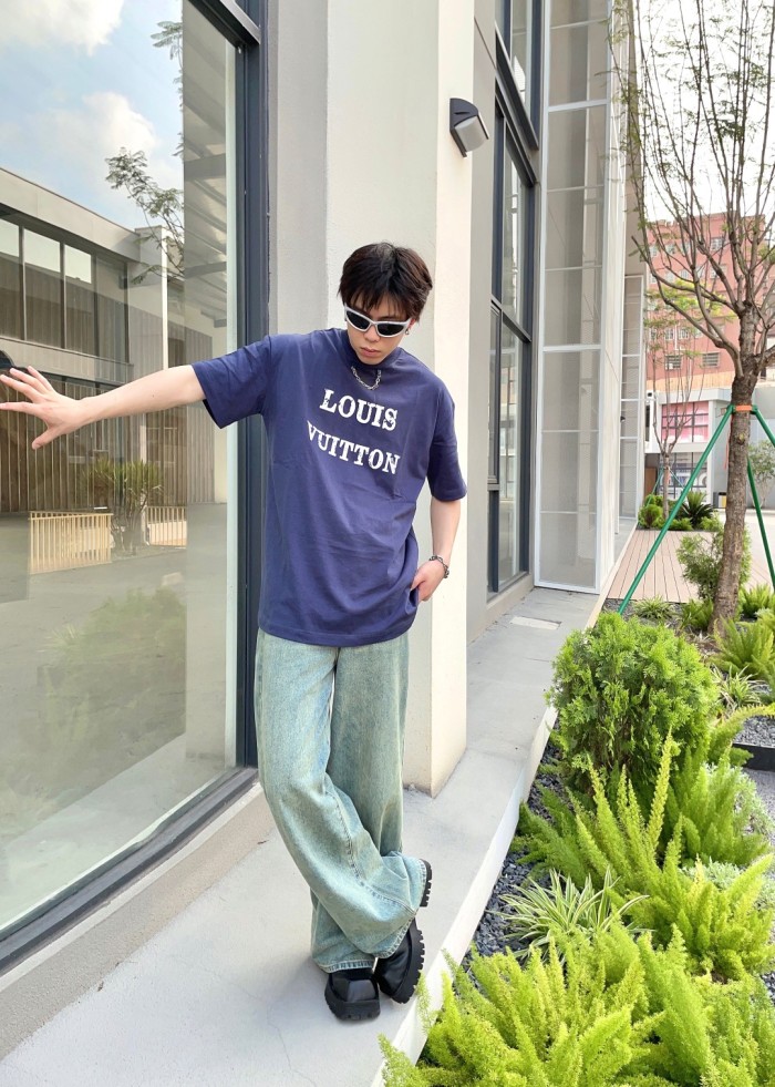 Clothes Louis Vuitton 335