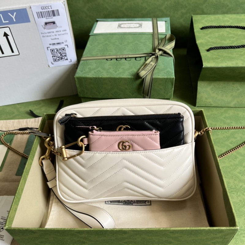 Handbag Gucci 699758 size 22.5*15.5*4 cm