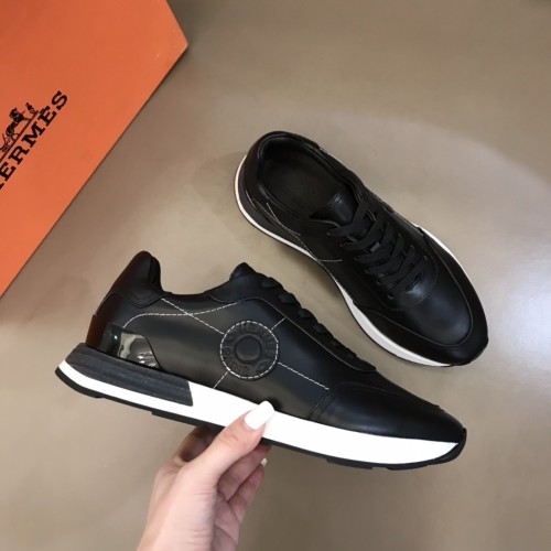 Hermes Low Top sneaker 17