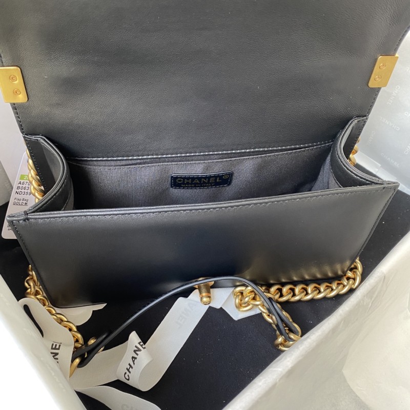 Handbag Chanel size 20/25 cm