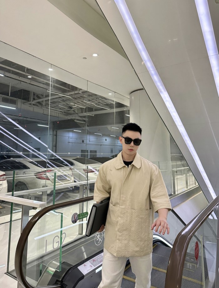 Clothes Louis Vuitton 217