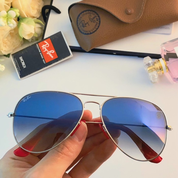 sunglasses Ray-Ban 3026