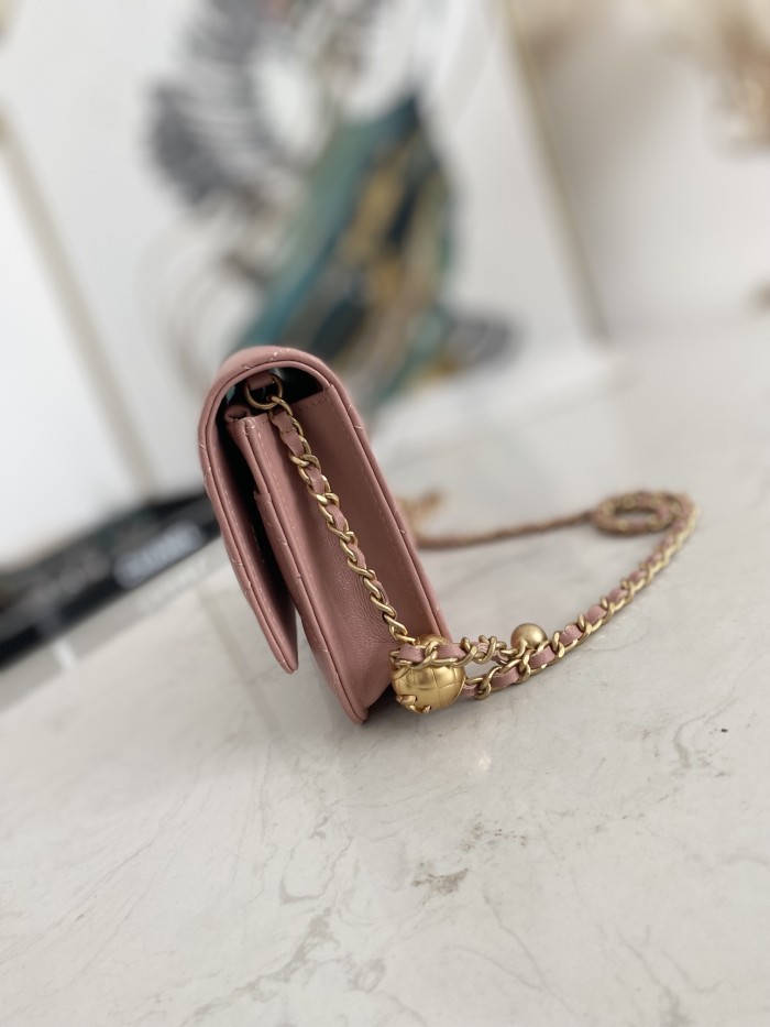 Handbag Chanel 81133 size 19 cm