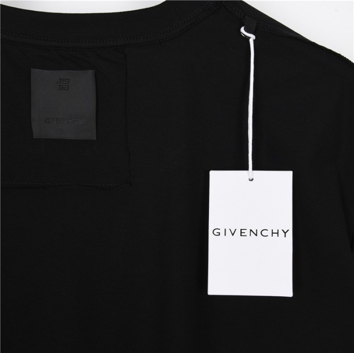 Clothes Givenchy 4