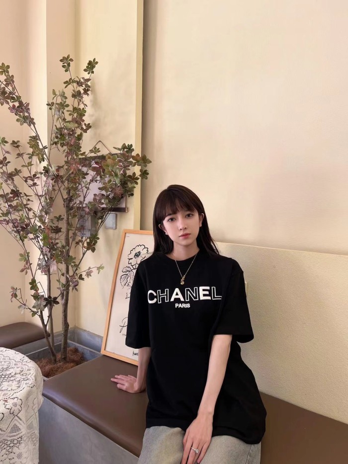 Clothes CHANEL 1