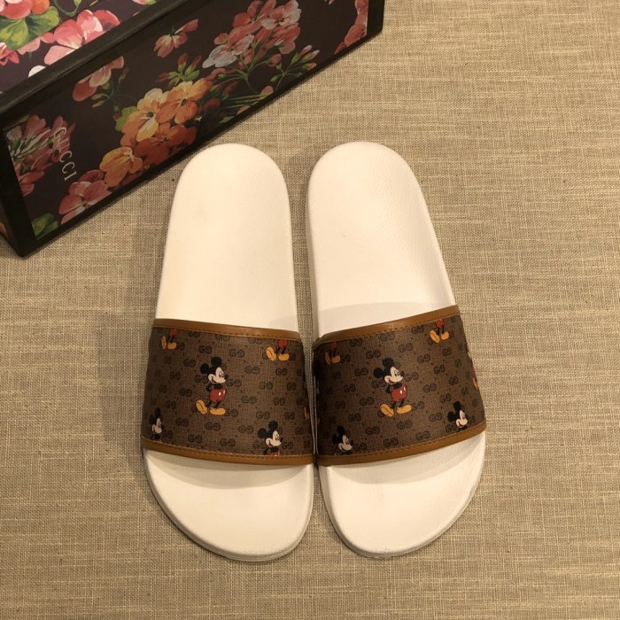Gucci Slippers 25