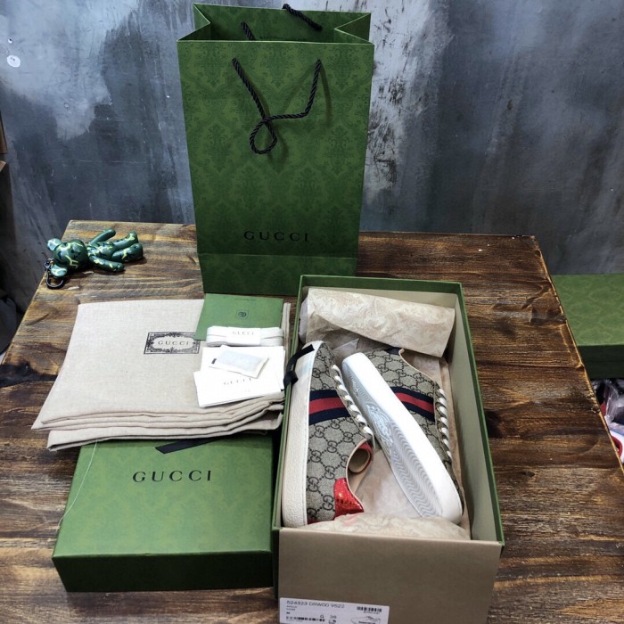 Gucci Ace GG Supreme Navy (W)
