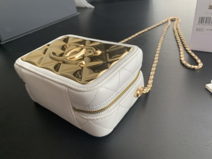 Handbag Chanel 2389 size 14cmx10cmx6.5 cm