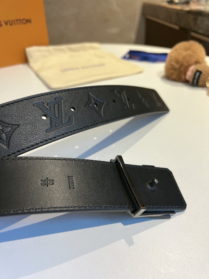 Louis Vuitton Belt 4 (width 4cm)