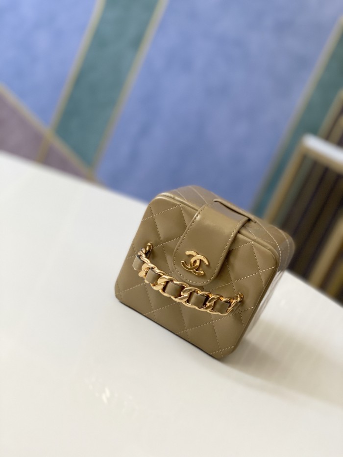 Handbag Chanel 01918 size 11*9.5*8.5 cm