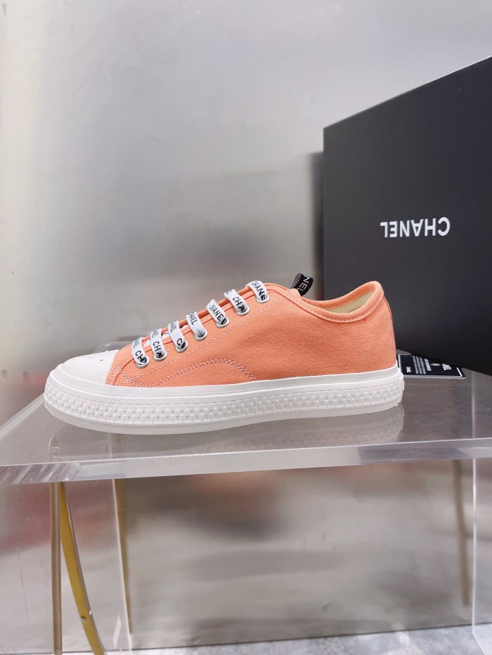 Chanel Flat canvas Sneaker 10