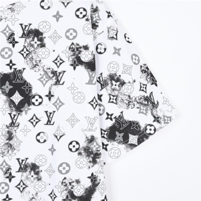 Clothes Louis Vuitton 120