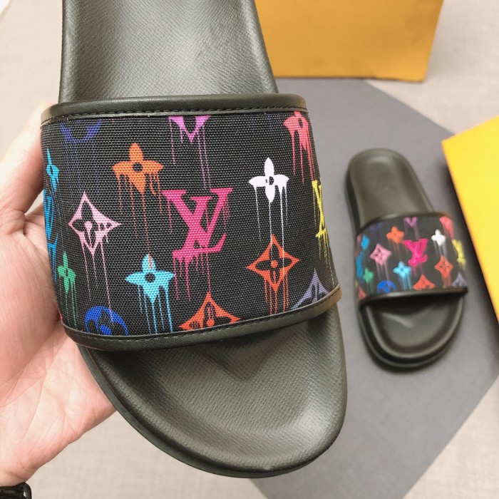 Louis Vuitton Slipper 108