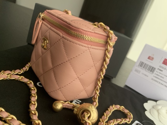 Handbag Chanel size 8.5cmx11cmx7 cm