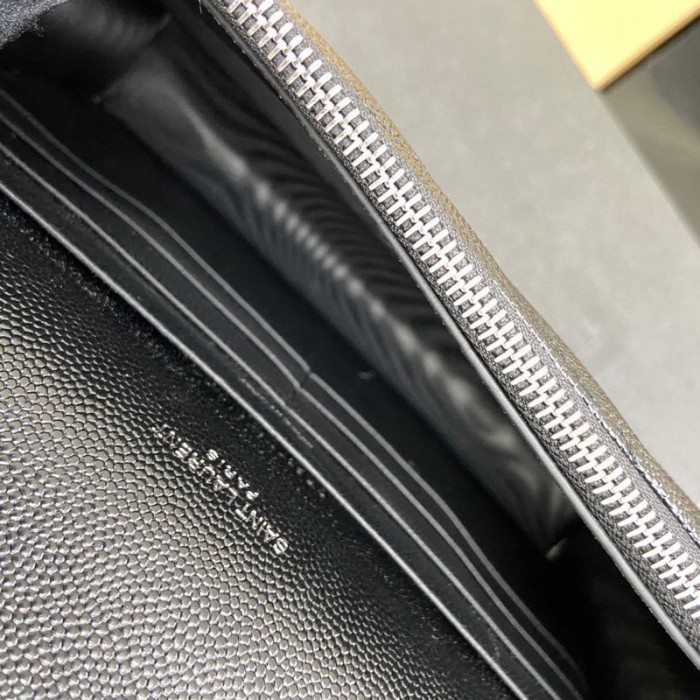 Handbags SAINT LAURENT 393953 size 19*11.5*4 cm