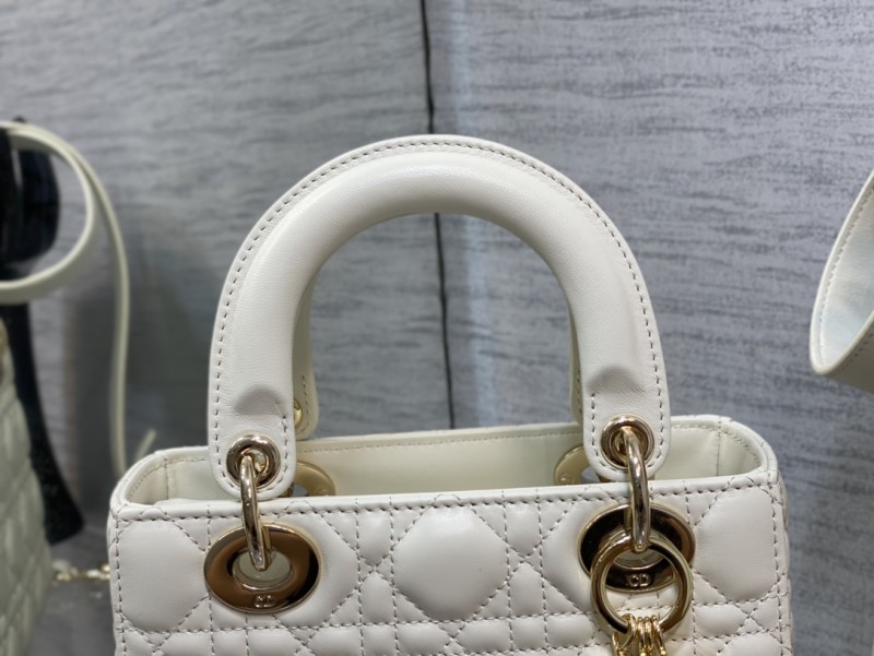 Handbag Dior size 20 cm