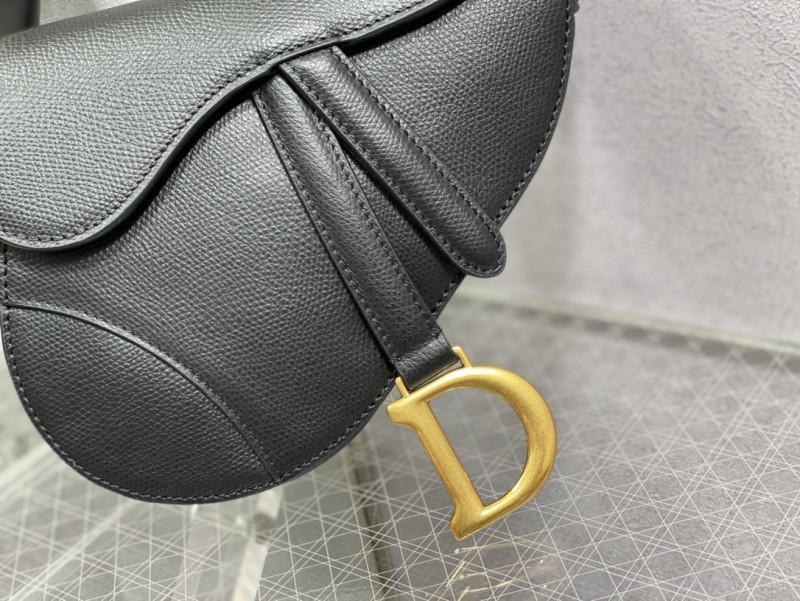 Handbag Dior size 19.5 cm