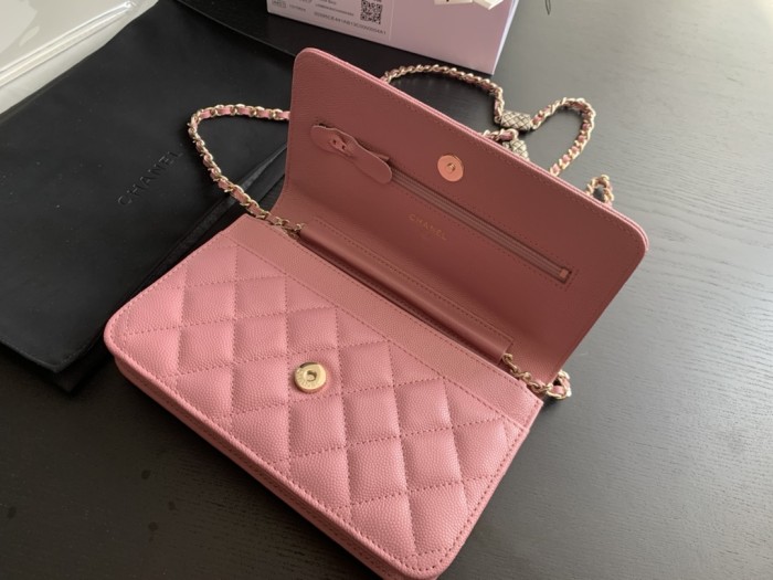 Handbag Chanel AP2400 size 19 cm