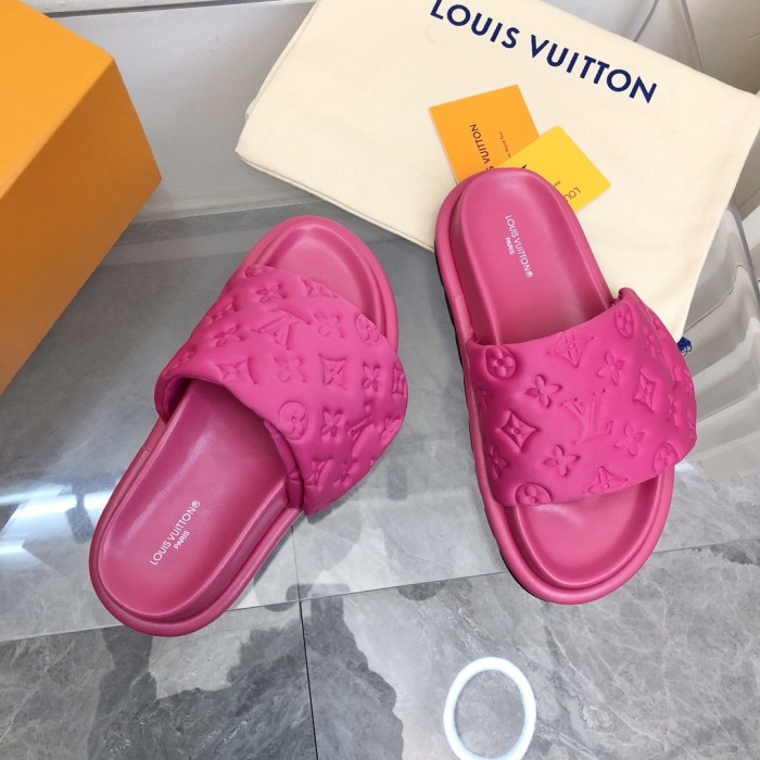 Louis Vuitton POOL PILLOW COMFORT MULES WOMEN 1