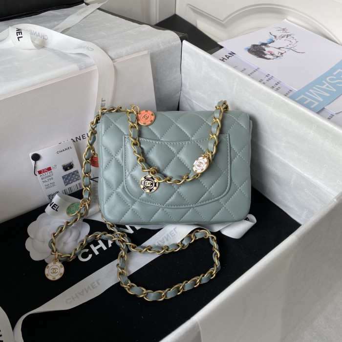 Handbag Chanel AS3738 size 12.5*16*6 cm